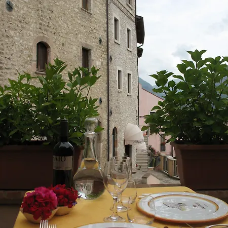 Rocca Ranne Hotel