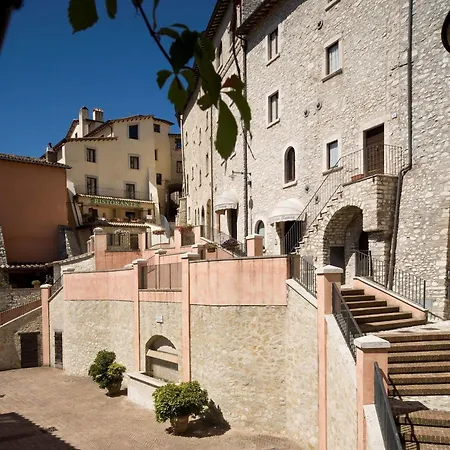 Hotel Rocca Ranne 3*
