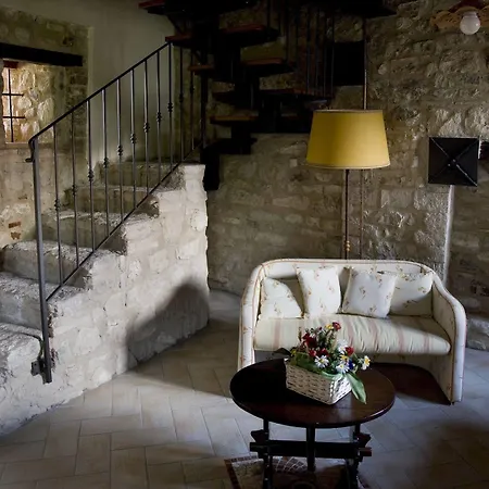 Rocca Ranne Hotel 3*