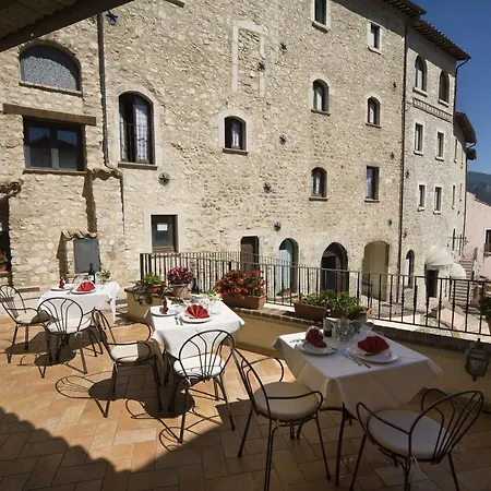 Rocca Ranne Hotel 3*